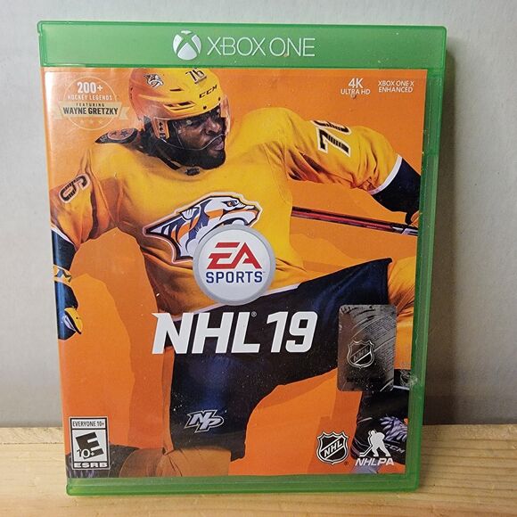 XBOX ONE Game: EA Sports NHL 19 w/ inserts - Picture 1 of 3